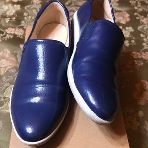 Nine West Blue Flats Size 9